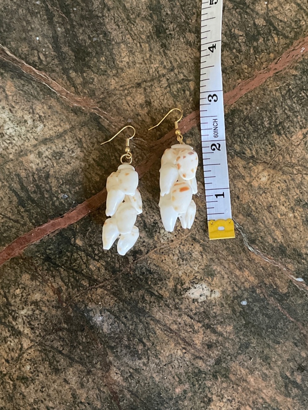 Shell Earrings - Picture 3 of 4